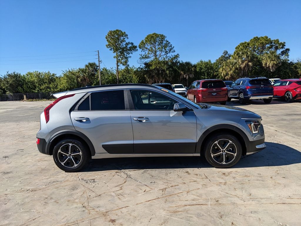 2024 Kia Niro EX