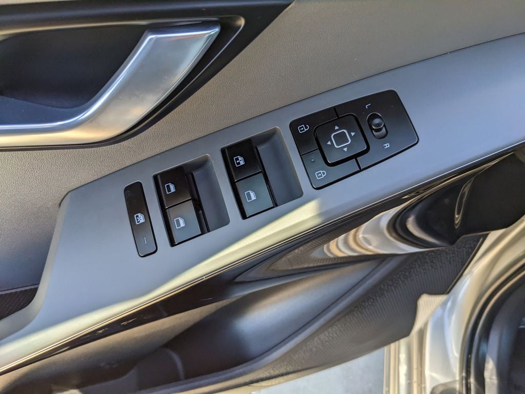 2024 Kia Niro EX