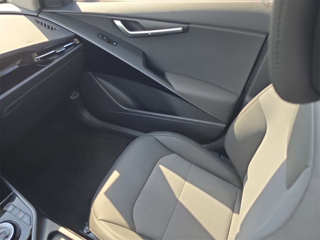 2025 Kia Niro Plug-In Hybrid EX