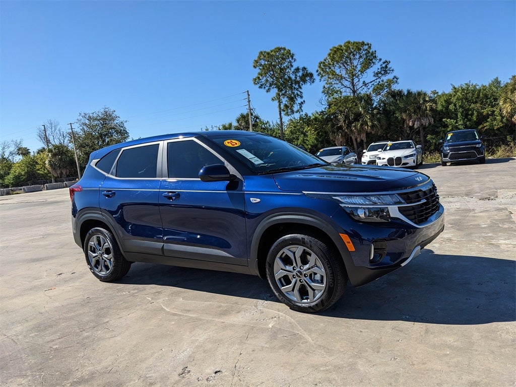 2025 Kia Seltos LX