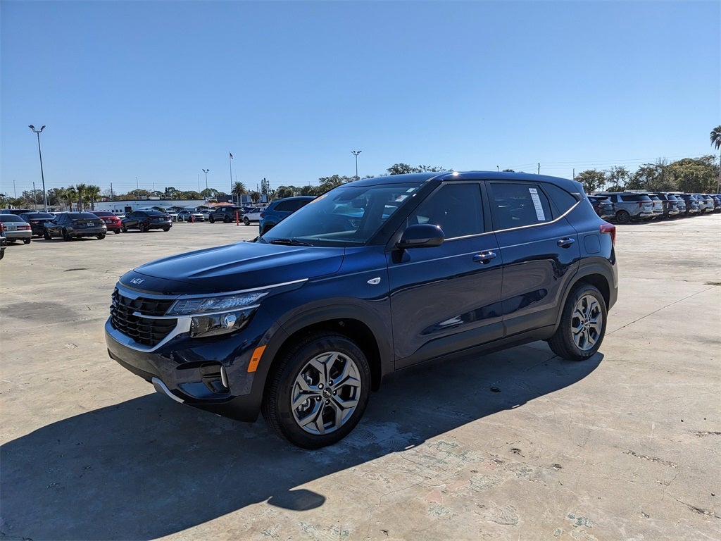 2025 Kia Seltos LX