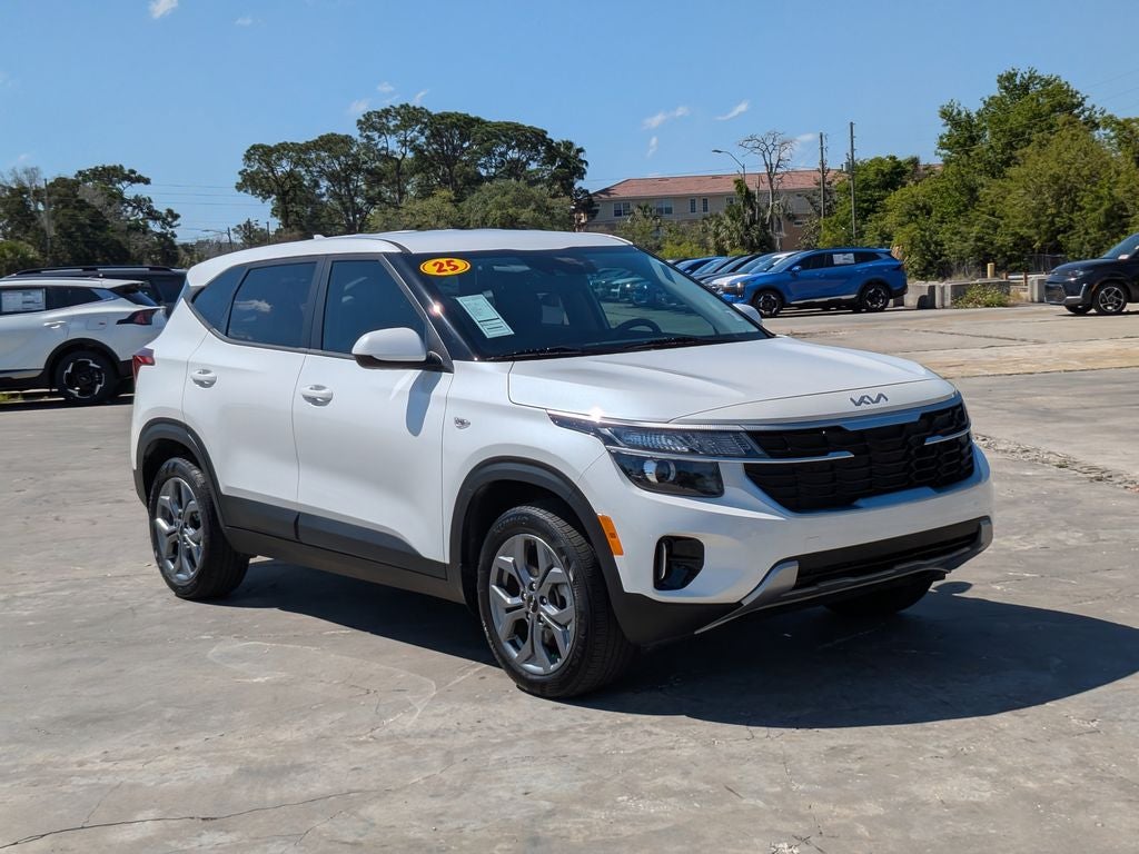 2025 Kia Seltos LX