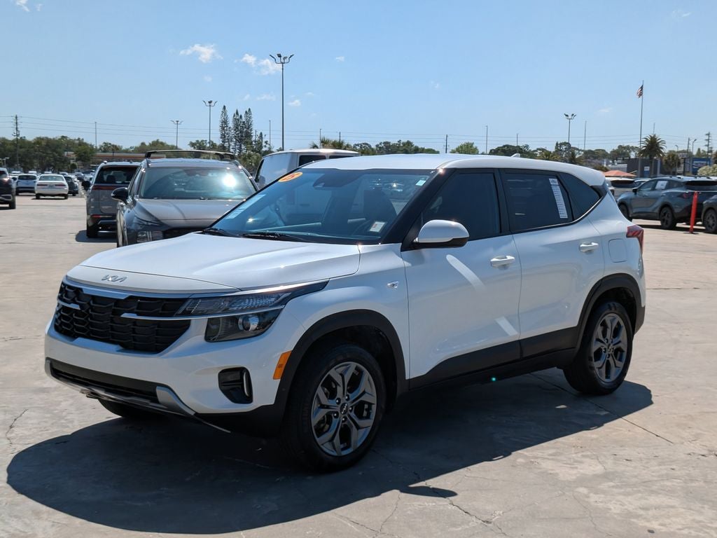 2025 Kia Seltos LX