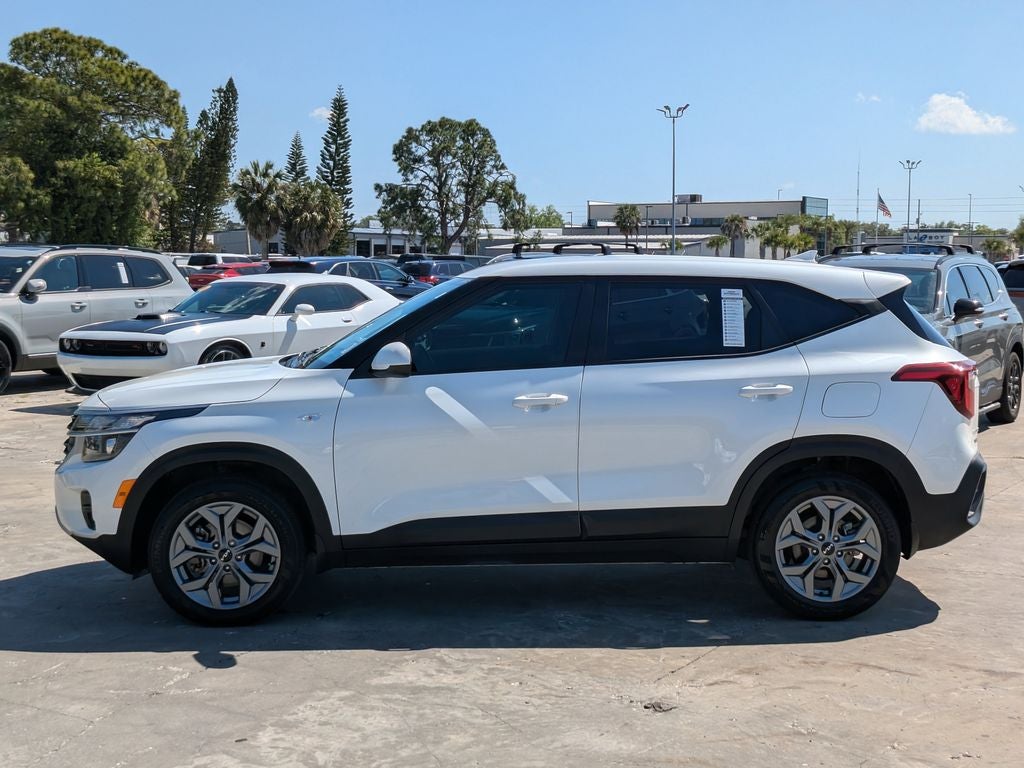 2025 Kia Seltos LX