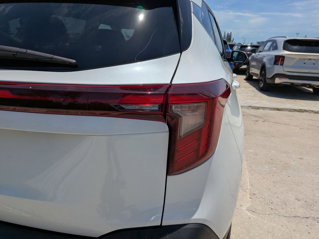 2025 Kia Seltos EX
