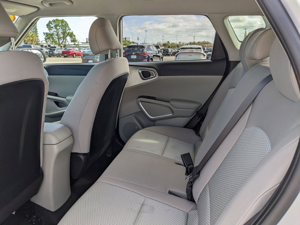 2025 Kia Soul LX