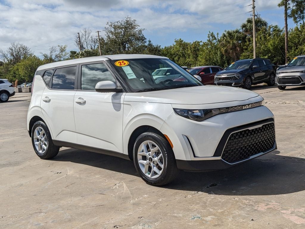 2025 Kia Soul LX