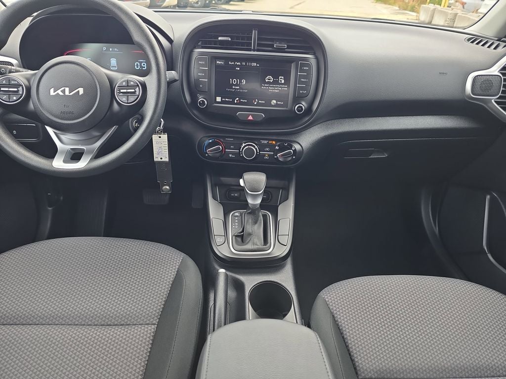 2025 Kia Soul LX