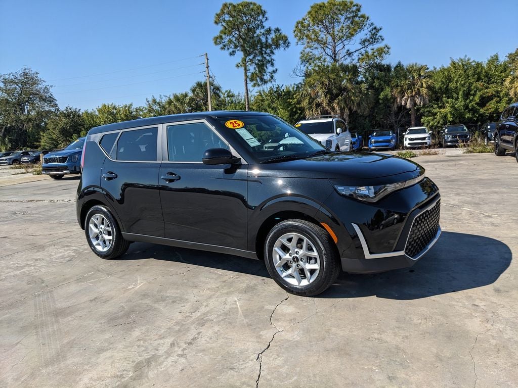 2025 Kia Soul LX