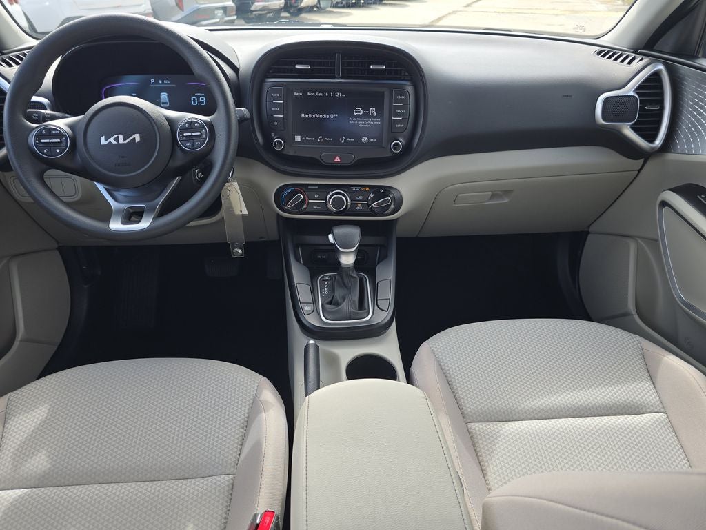 2025 Kia Soul LX