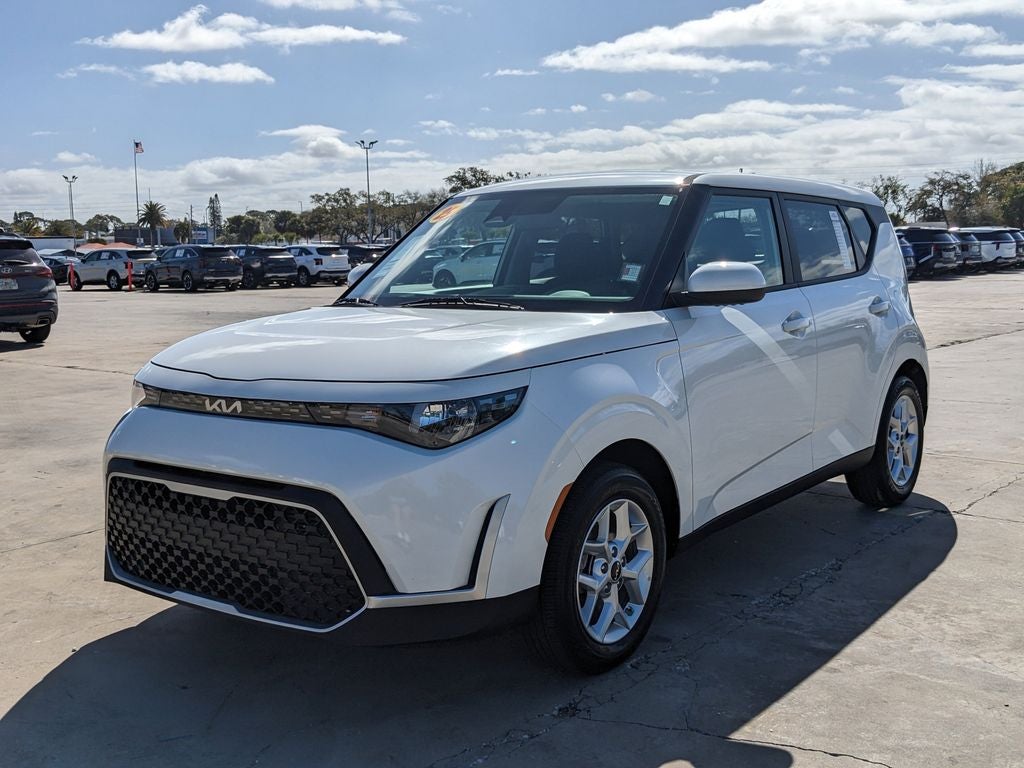2025 Kia Soul LX