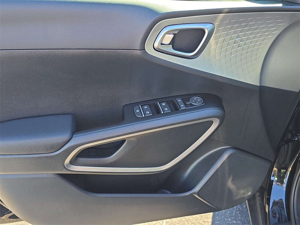 2025 Kia Soul S