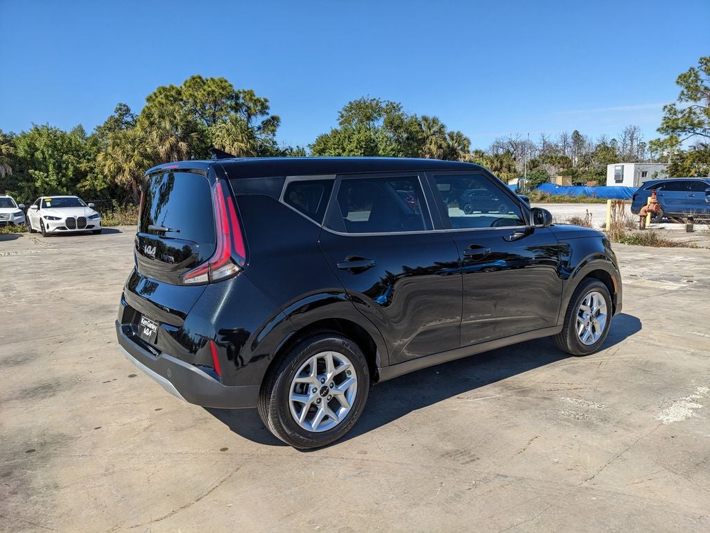2024 Kia Soul LX