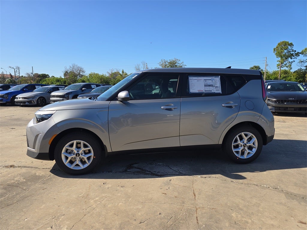 2025 Kia Soul LX