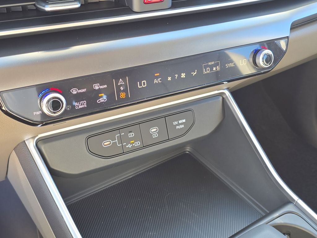 2026 Kia Carnival LXS
