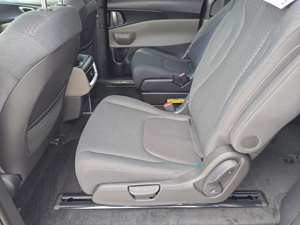 2026 Kia Carnival LX