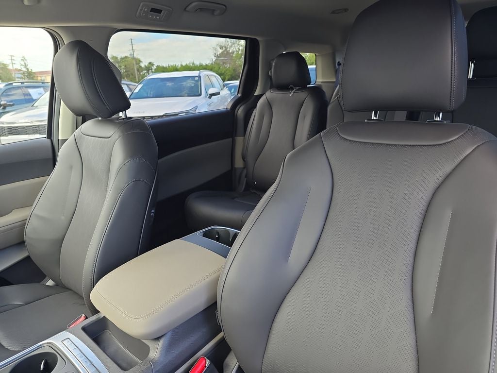 2026 Kia Carnival LXS