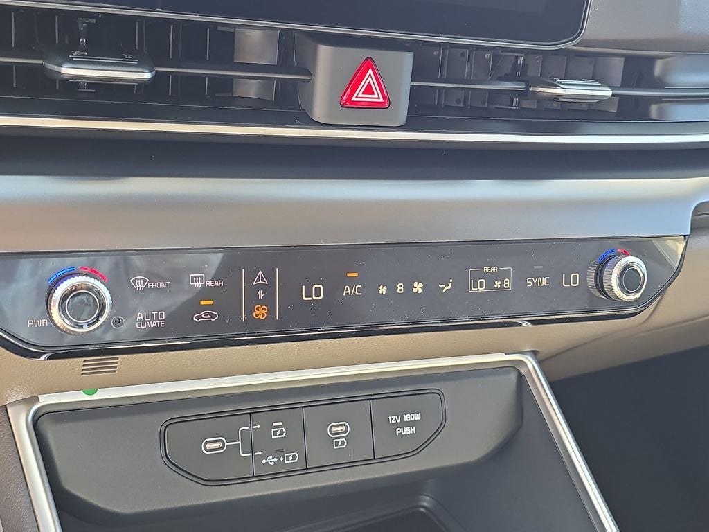 2026 Kia Carnival LX