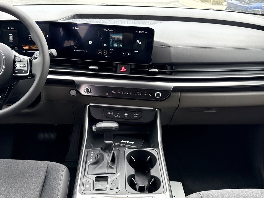 2026 Kia Carnival LX