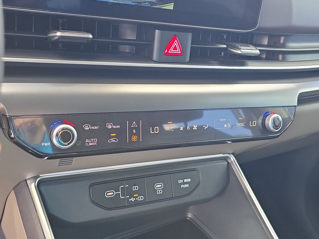 2026 Kia Carnival LXS
