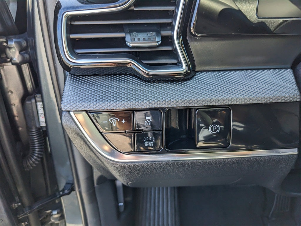 2024 Kia Sportage Hybrid LX