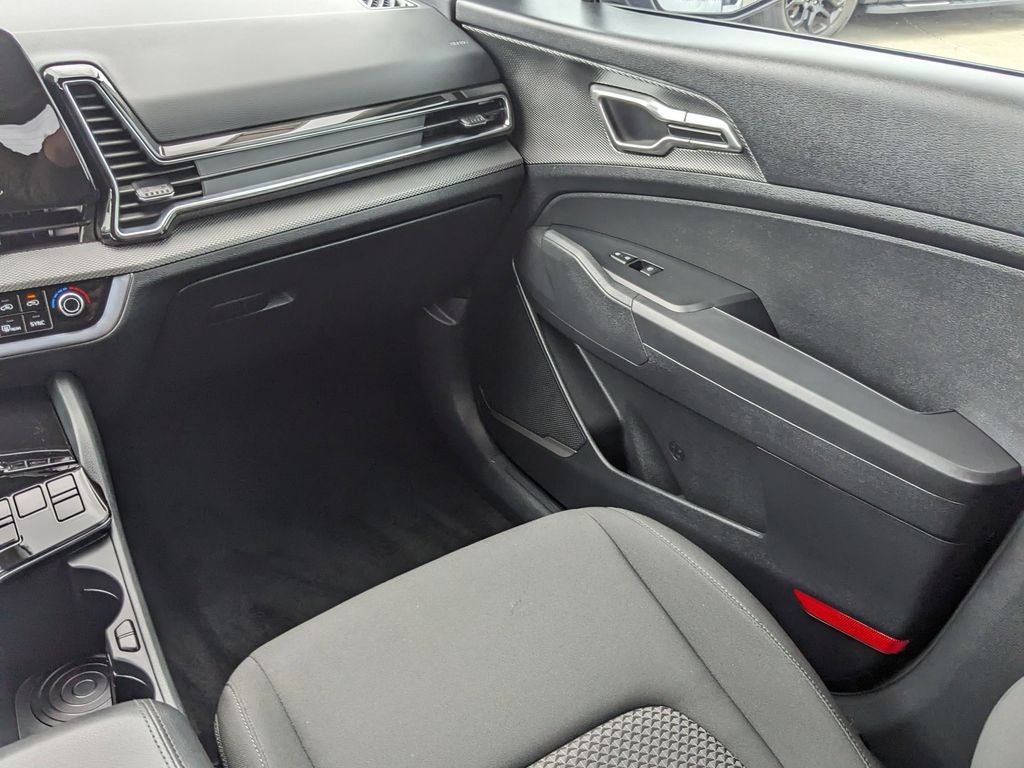 2025 Kia Sportage Hybrid LX