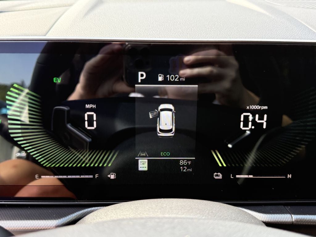 2026 Kia Sportage Hybrid S