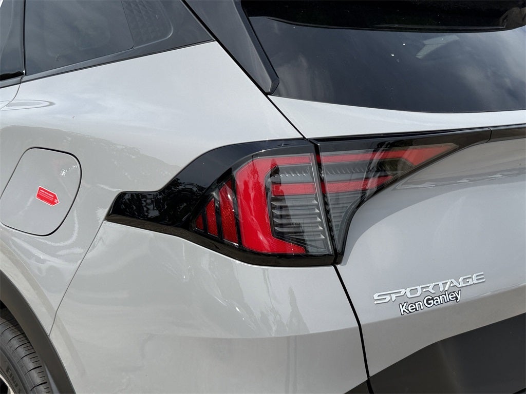 2026 Kia Sportage Hybrid S