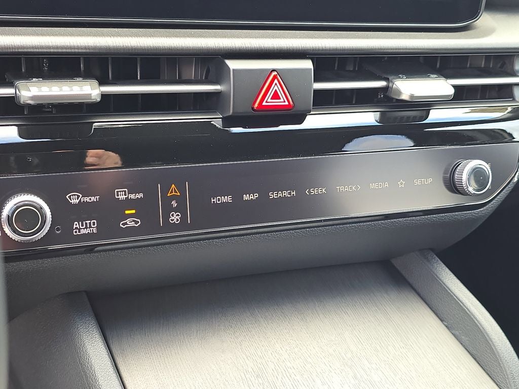 2026 Kia Sportage Plug-In Hybrid X-Line