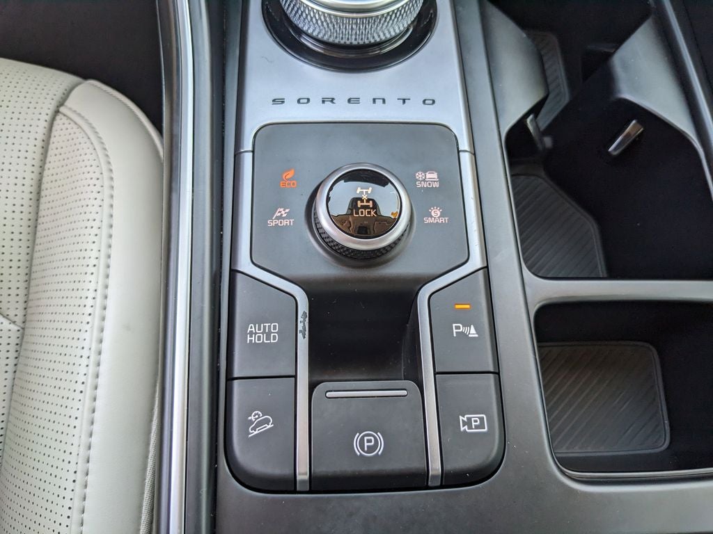 2025 Kia Sorento Hybrid EX