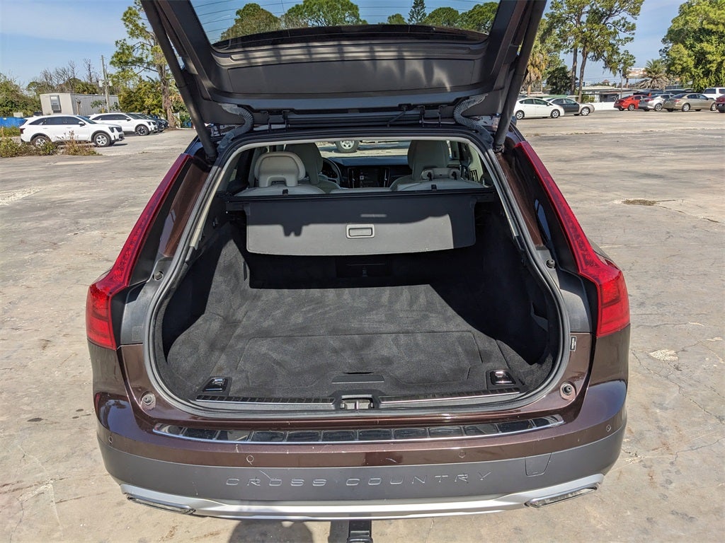 2018 Volvo V90 Cross Country T5