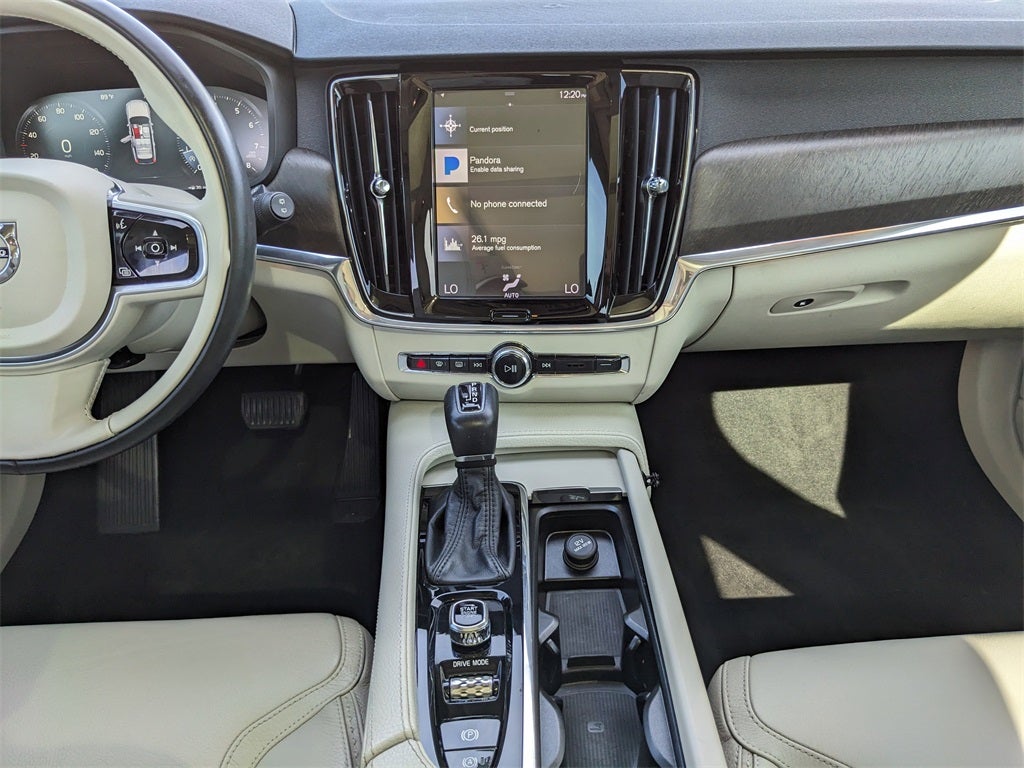 2018 Volvo V90 Cross Country T5