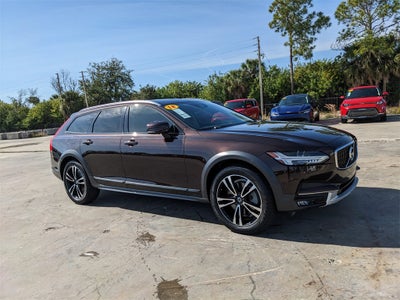 2018 Volvo V90 Cross Country T5