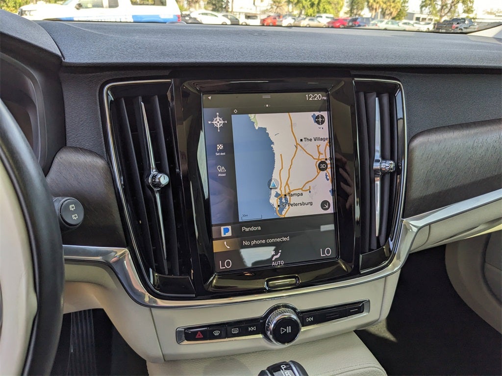2018 Volvo V90 Cross Country T5