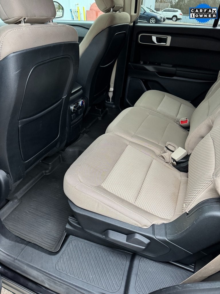 2020 Ford Explorer Base