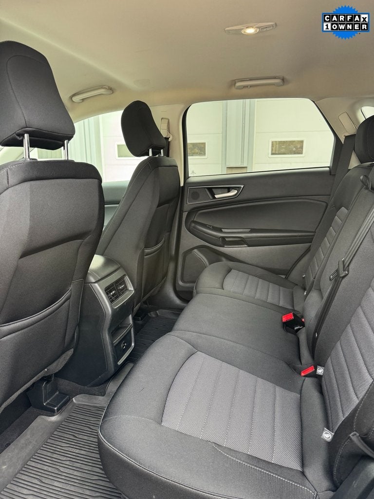 2022 Ford Edge SE