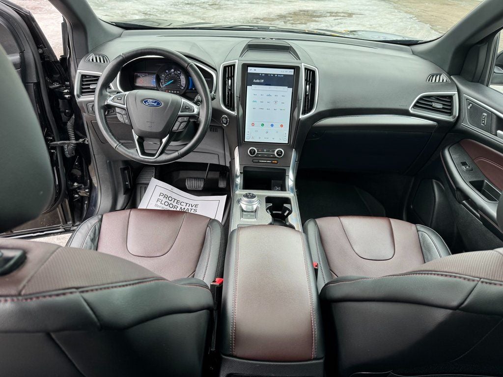 2021 Ford Edge Titanium