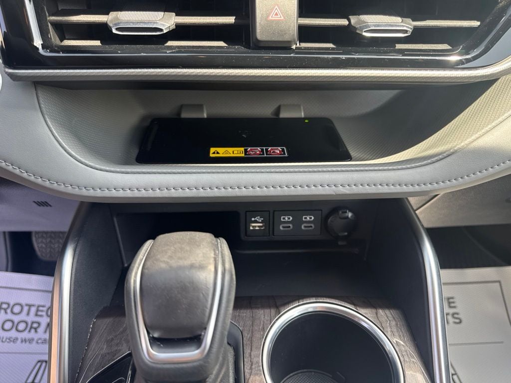 2025 Toyota Highlander Platinum