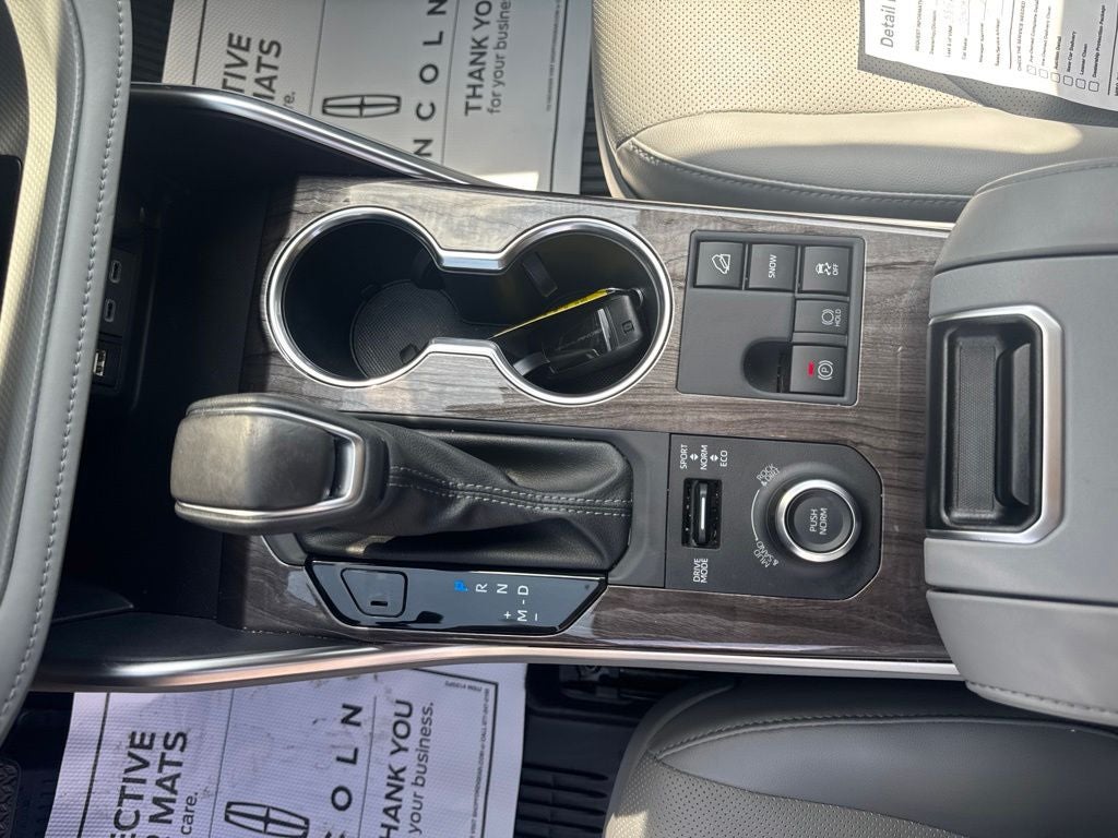 2025 Toyota Highlander Platinum