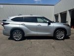 2025 Toyota Highlander Platinum