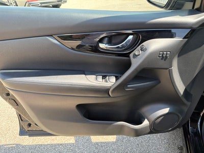 2022 Nissan Rogue Sport SV