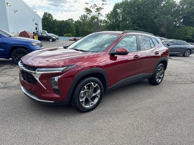 2025 Chevrolet Trax LT