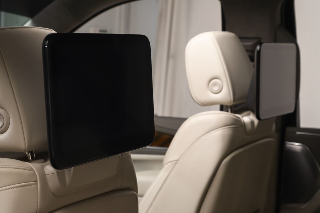 2022 Cadillac Escalade Premium Luxury Platinum