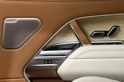 2025 Land Rover Range Rover SV LWB