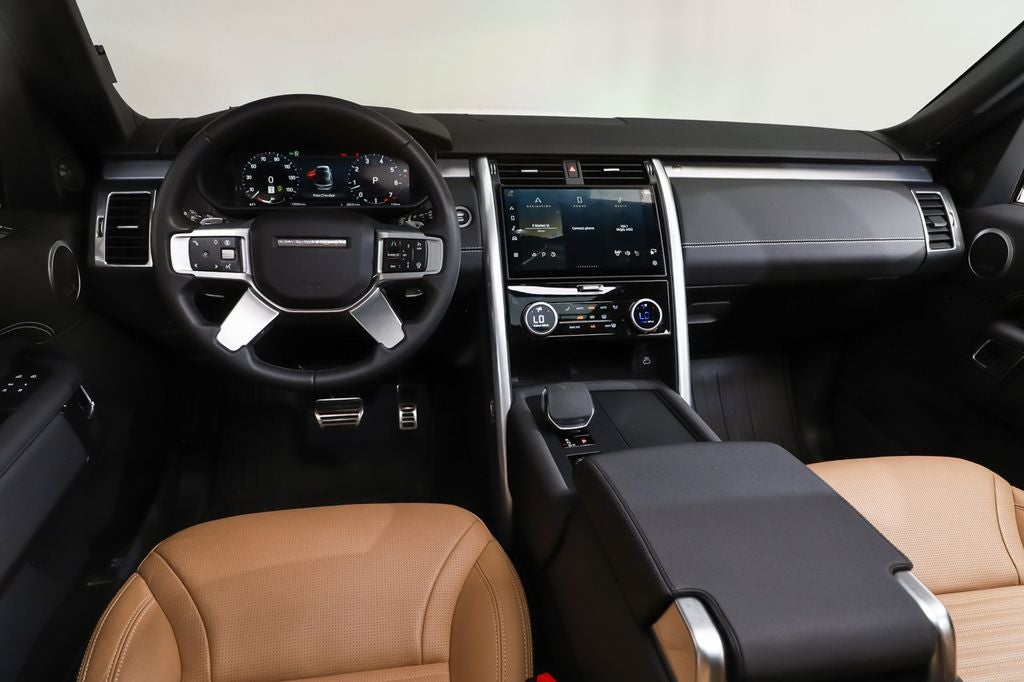 2025 Land Rover Discovery Dynamic SE