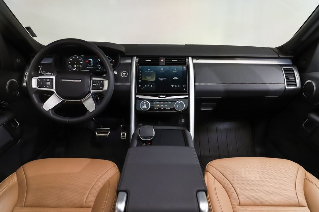 2025 Land Rover Discovery Dynamic SE