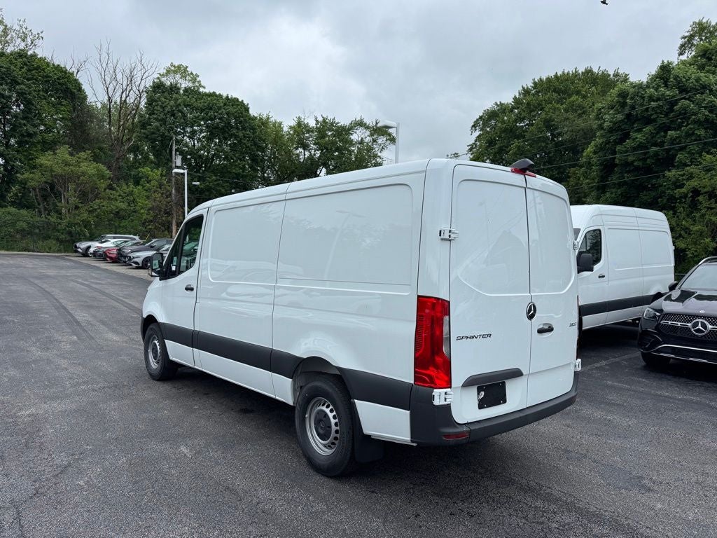 2026 Mercedes-Benz Sprinter 2500 Cargo 144 WB