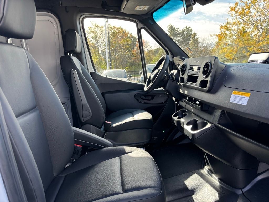 2026 Mercedes-Benz Sprinter 2500 Cargo 170 WB High Roof