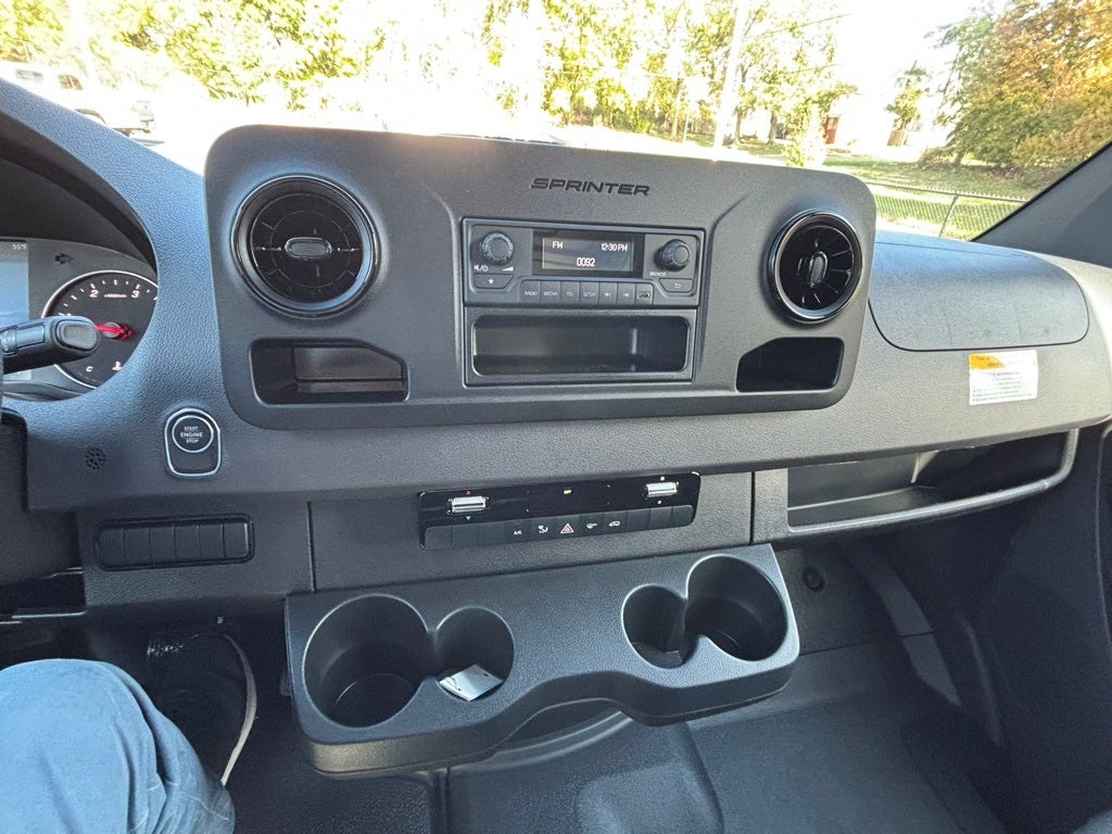 2026 Mercedes-Benz Sprinter 2500 Cargo 170 WB High Roof