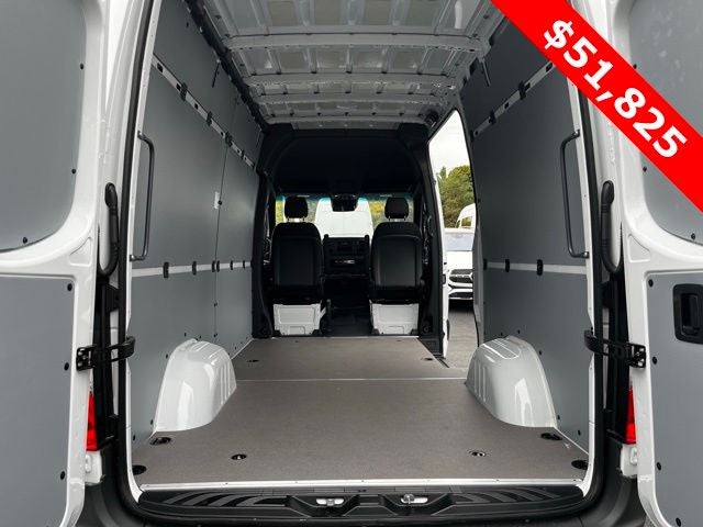 2025 Mercedes-Benz Sprinter 2500 Cargo 144 WB